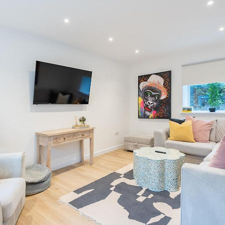 The Pinkish House - 4 Bed Home In The Town Centre Blairgowrie and Rattray Eksteriør billede