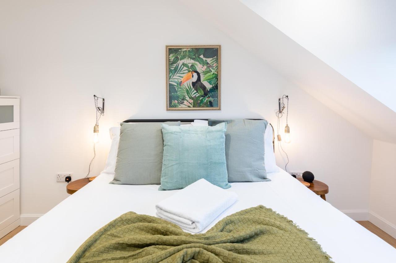 The Pinkish House - 4 Bed Home In The Town Centre Blairgowrie and Rattray Eksteriør billede