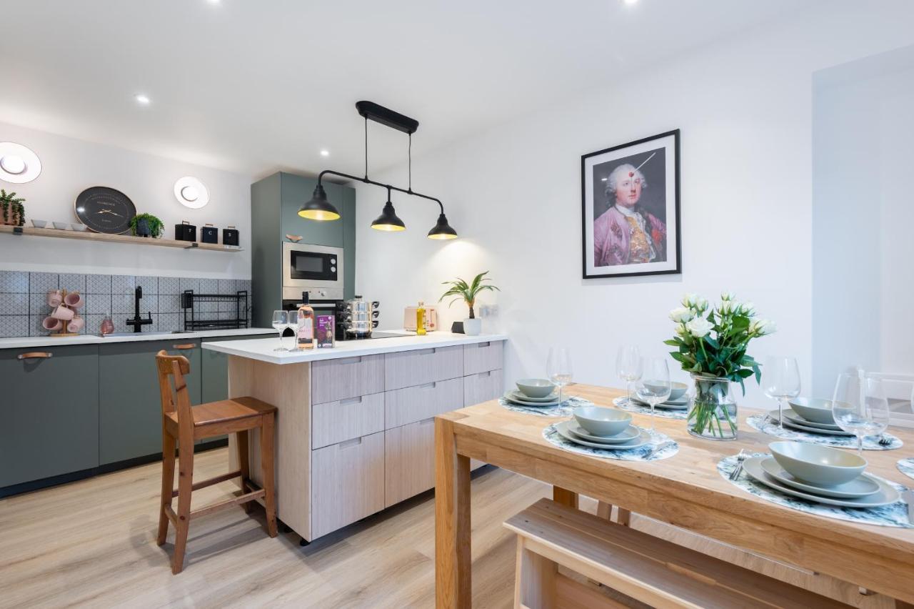 The Pinkish House - 4 Bed Home In The Town Centre Blairgowrie and Rattray Eksteriør billede